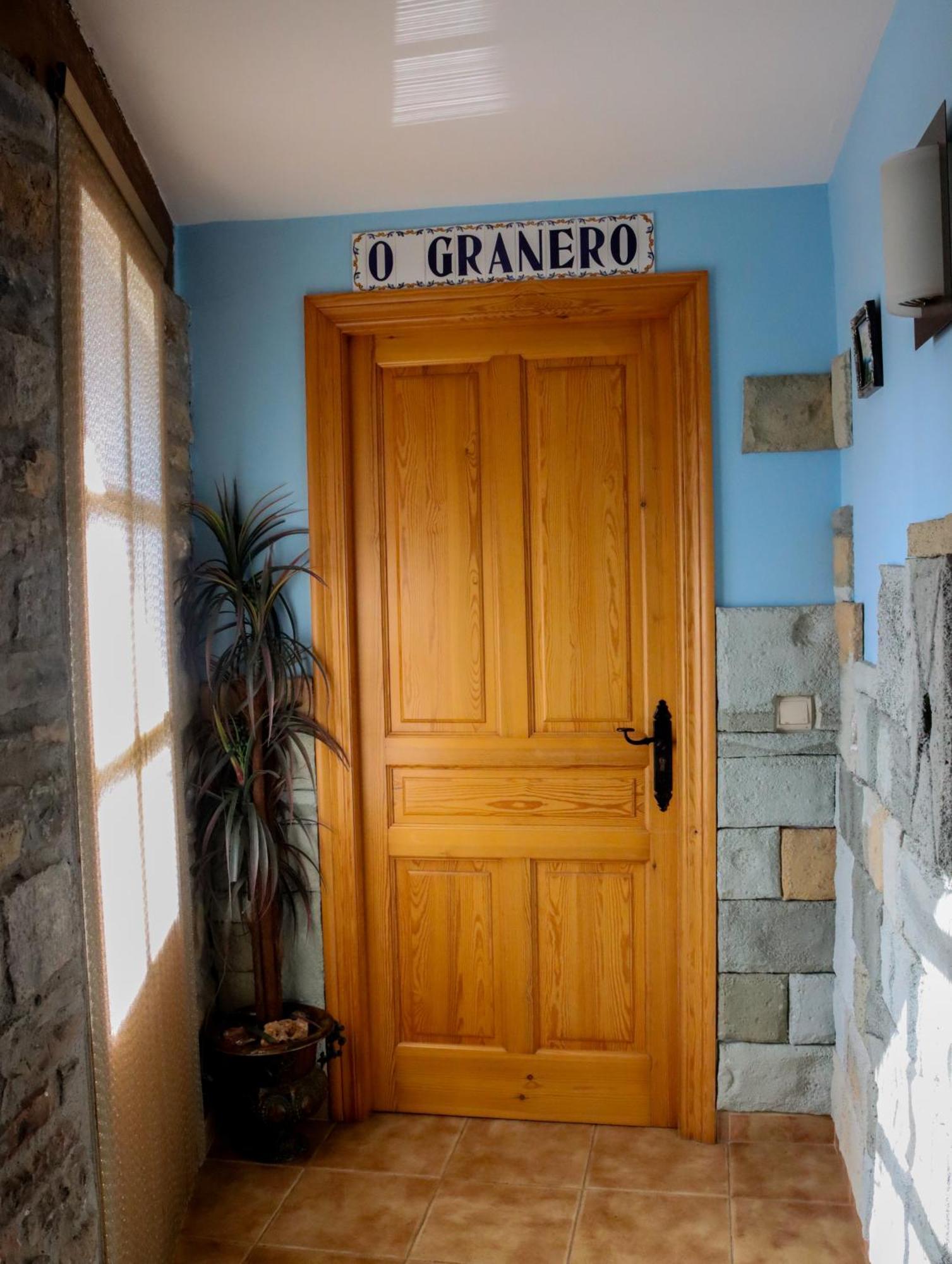 Las Bodegas De Claveria El Humo de Muro Exterior foto